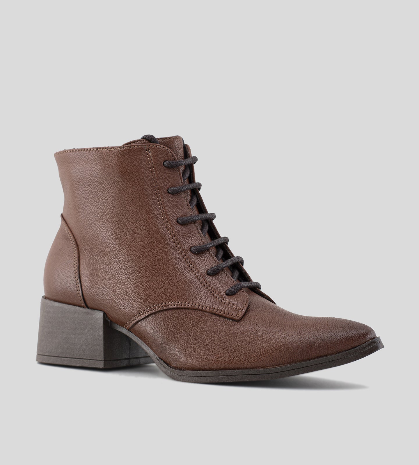 Bota Couro Marrom