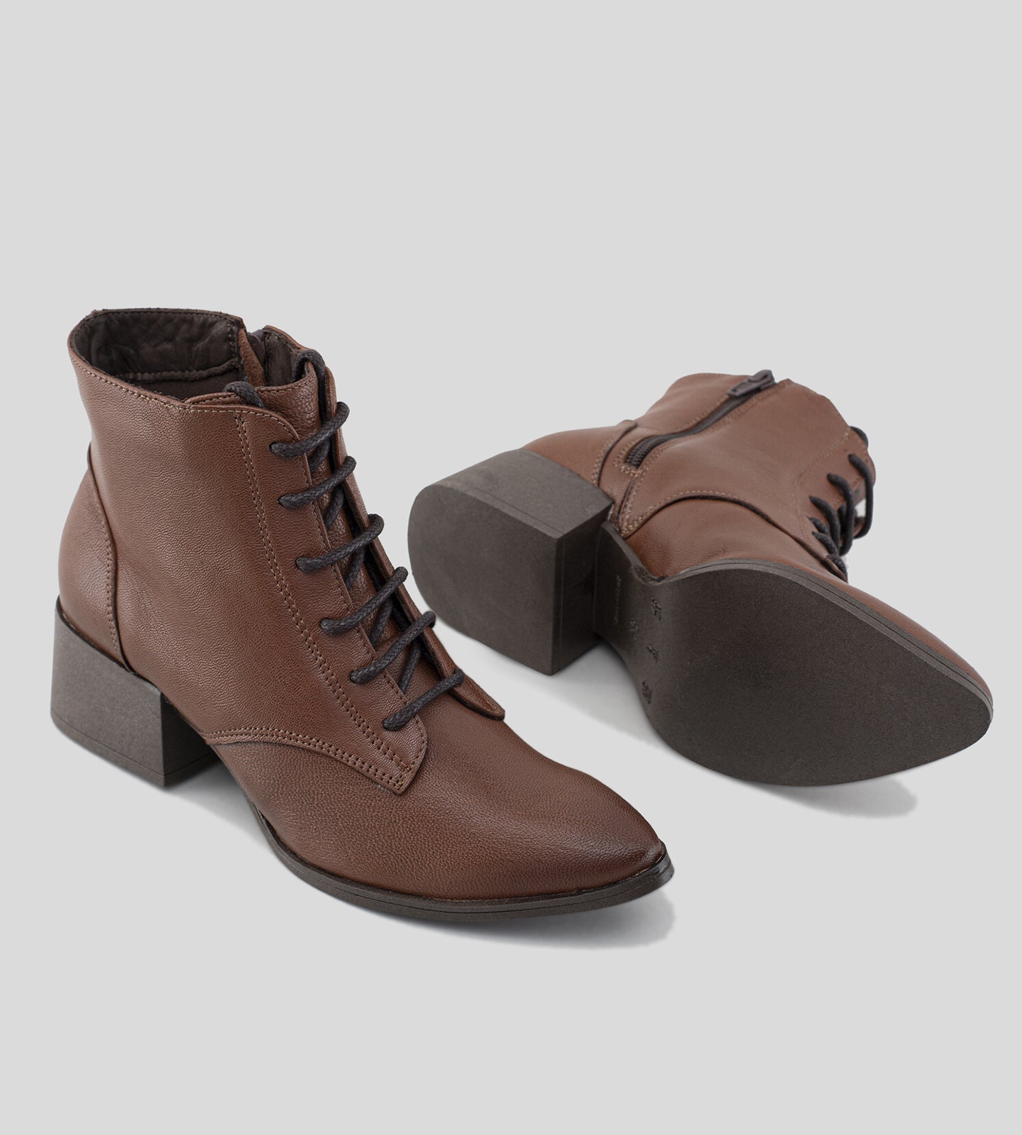 Bota Couro Marrom