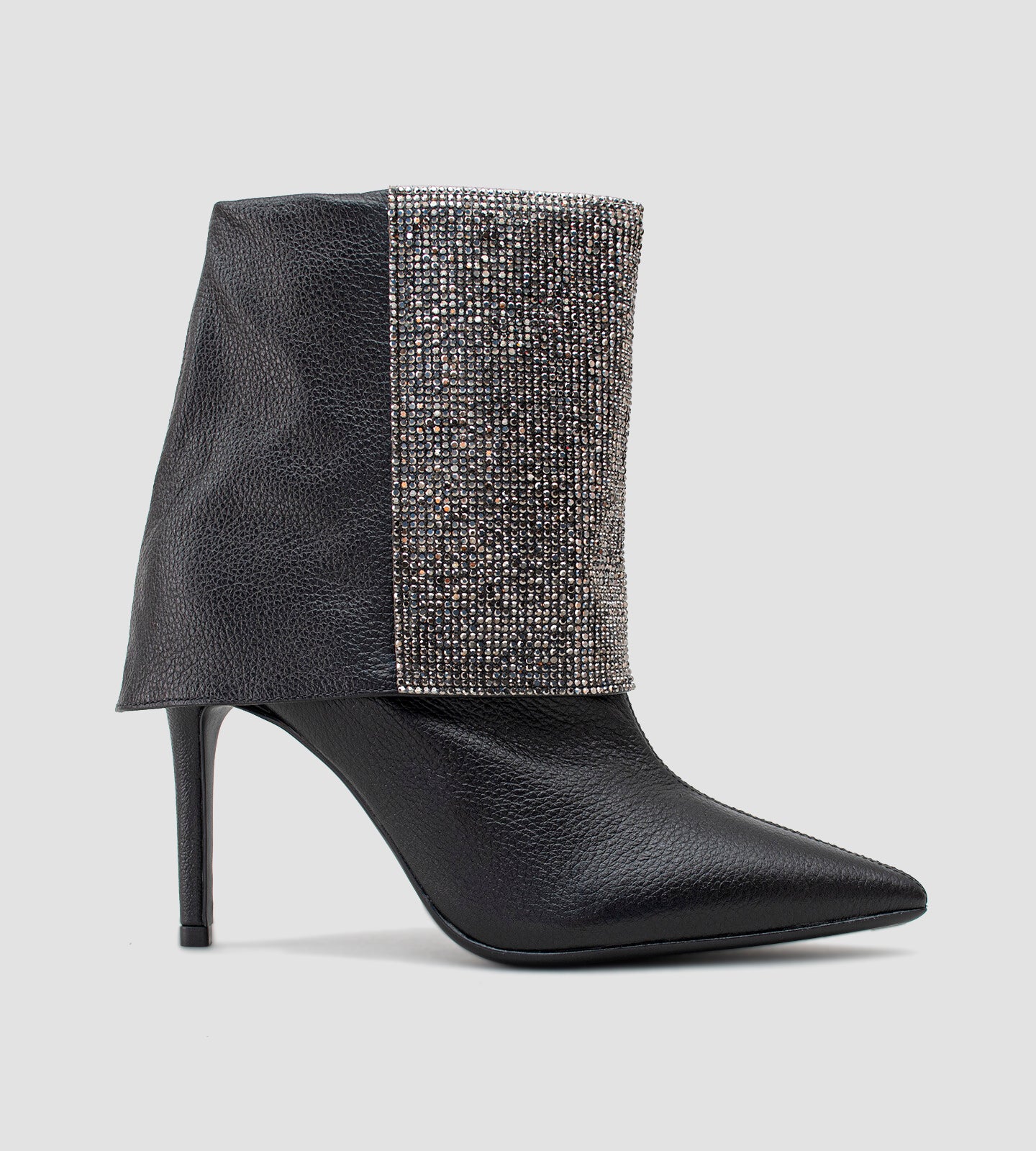 Bota Cano Médio Capa de Sobrepor Malha Strass Couro Preto