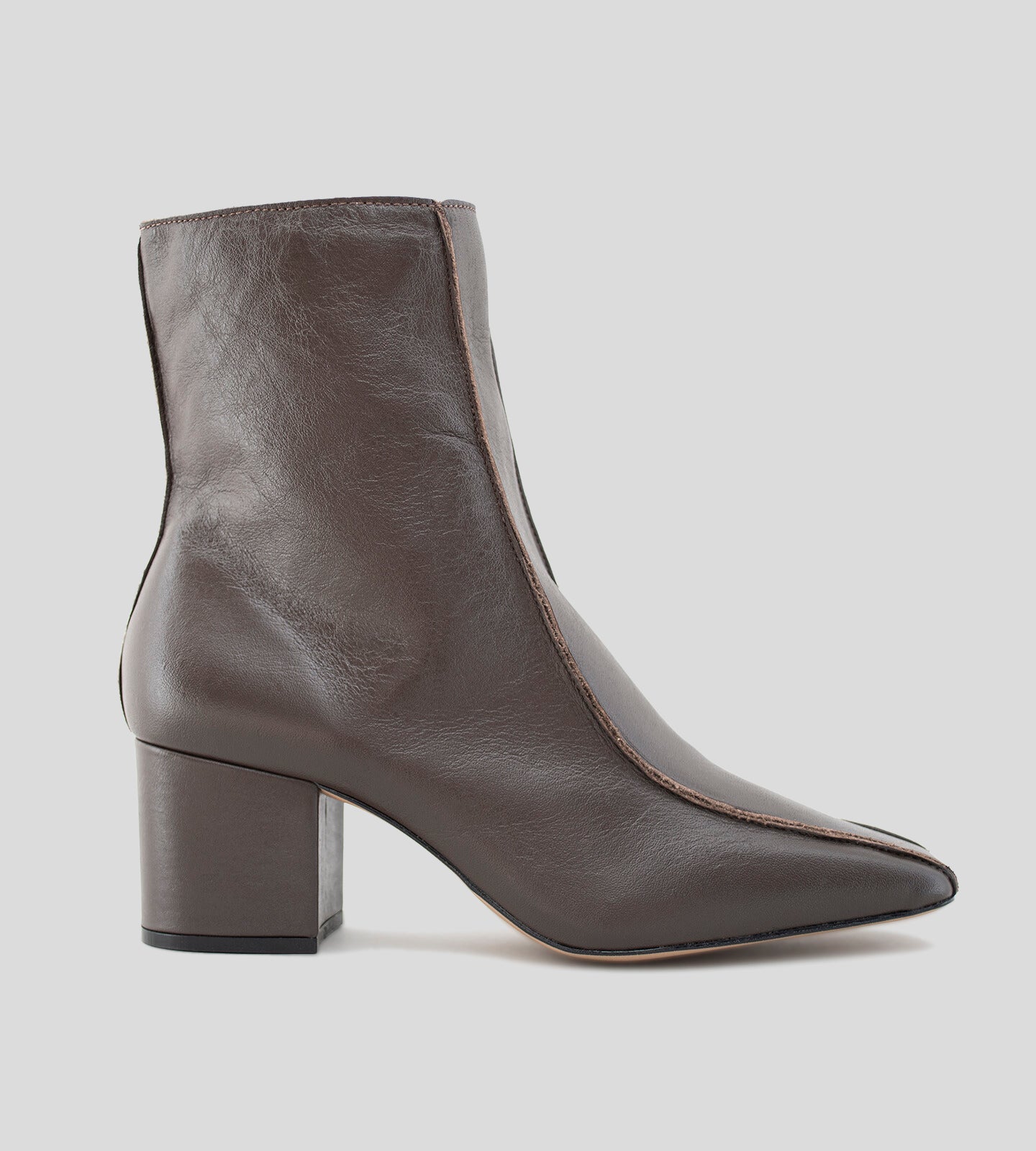 Bota Cano Médio Couro Marrom