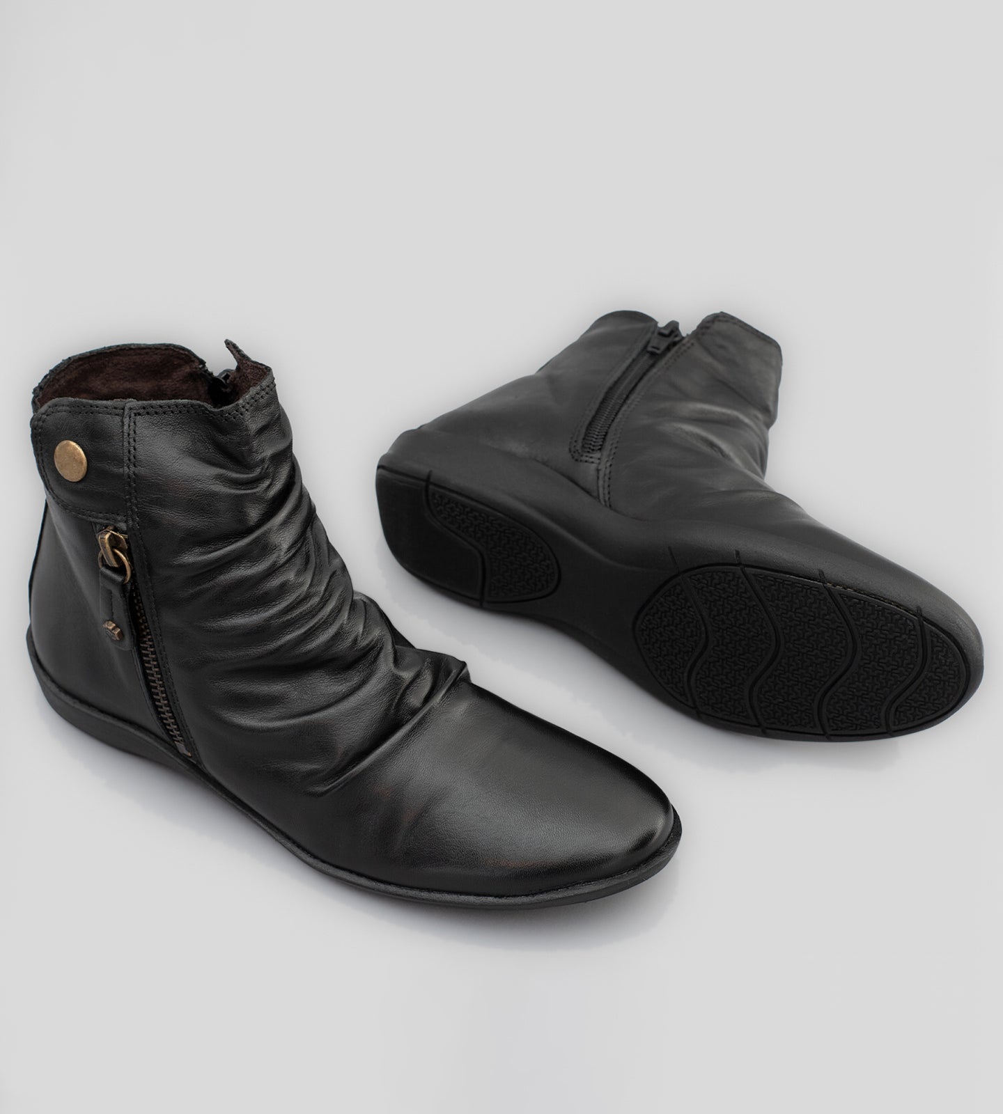 Botinha Couro Preto