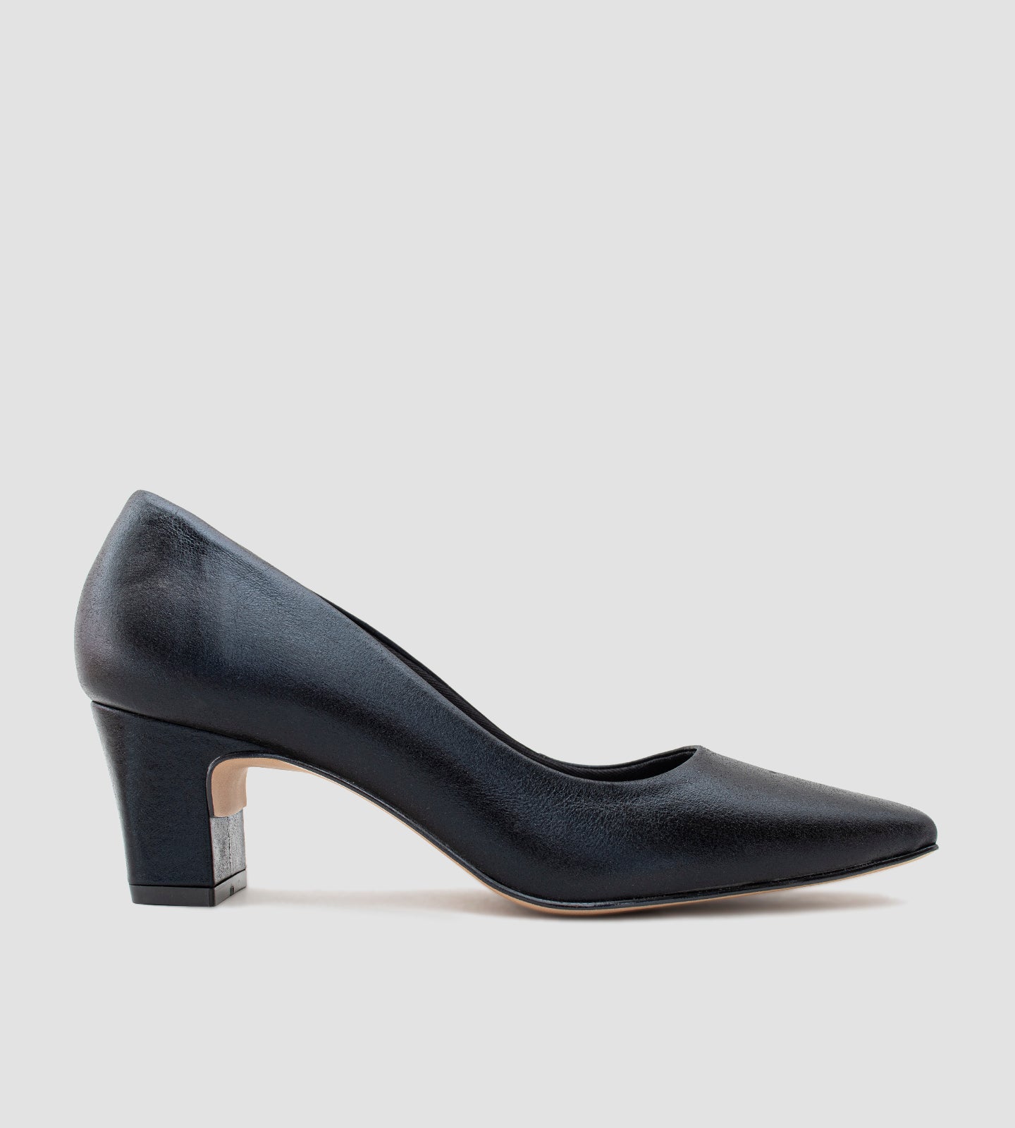 Scarpin Clássico Bico Quadrado Couro Preto