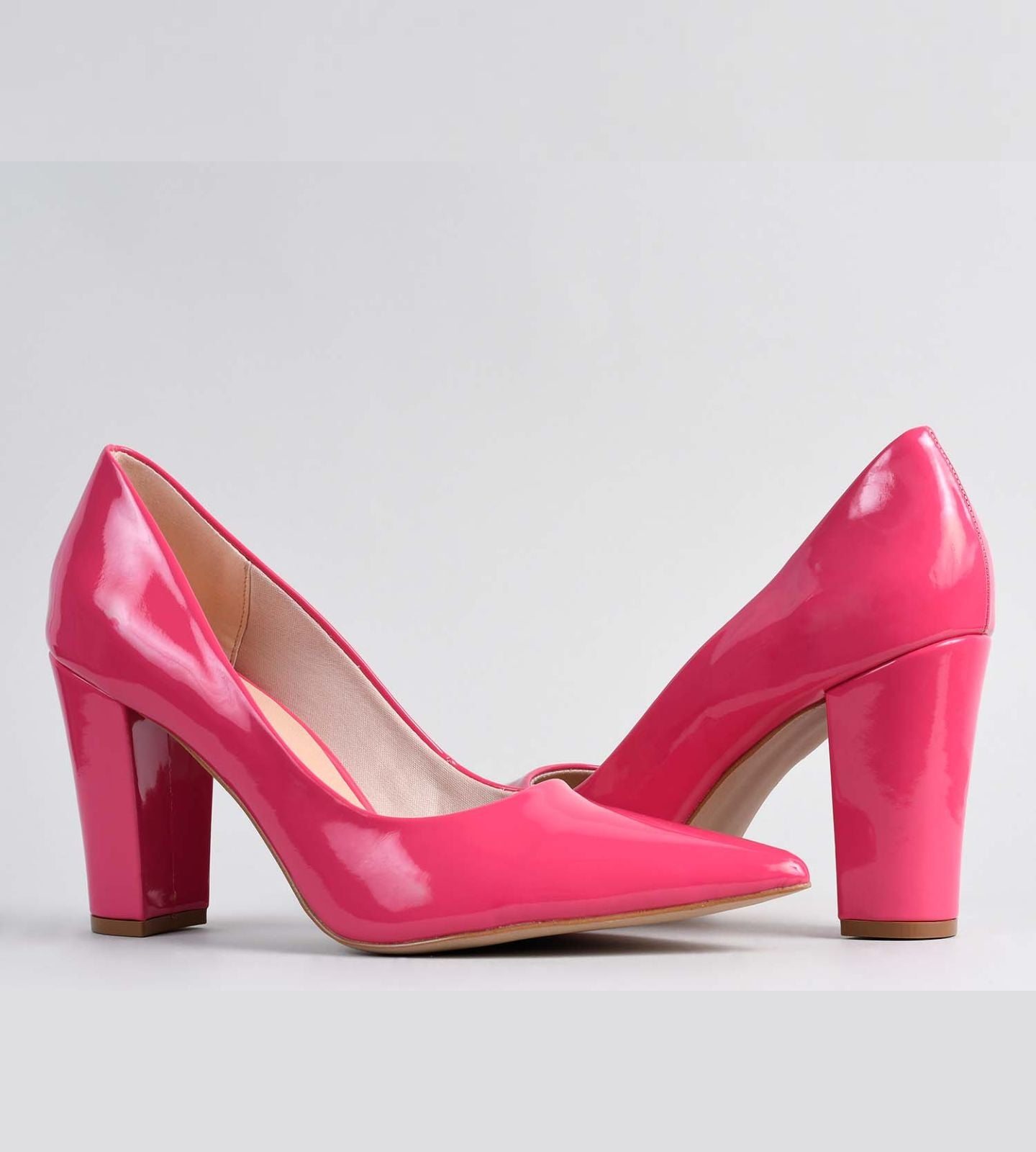 Scarpin Verniz Rosa CBK