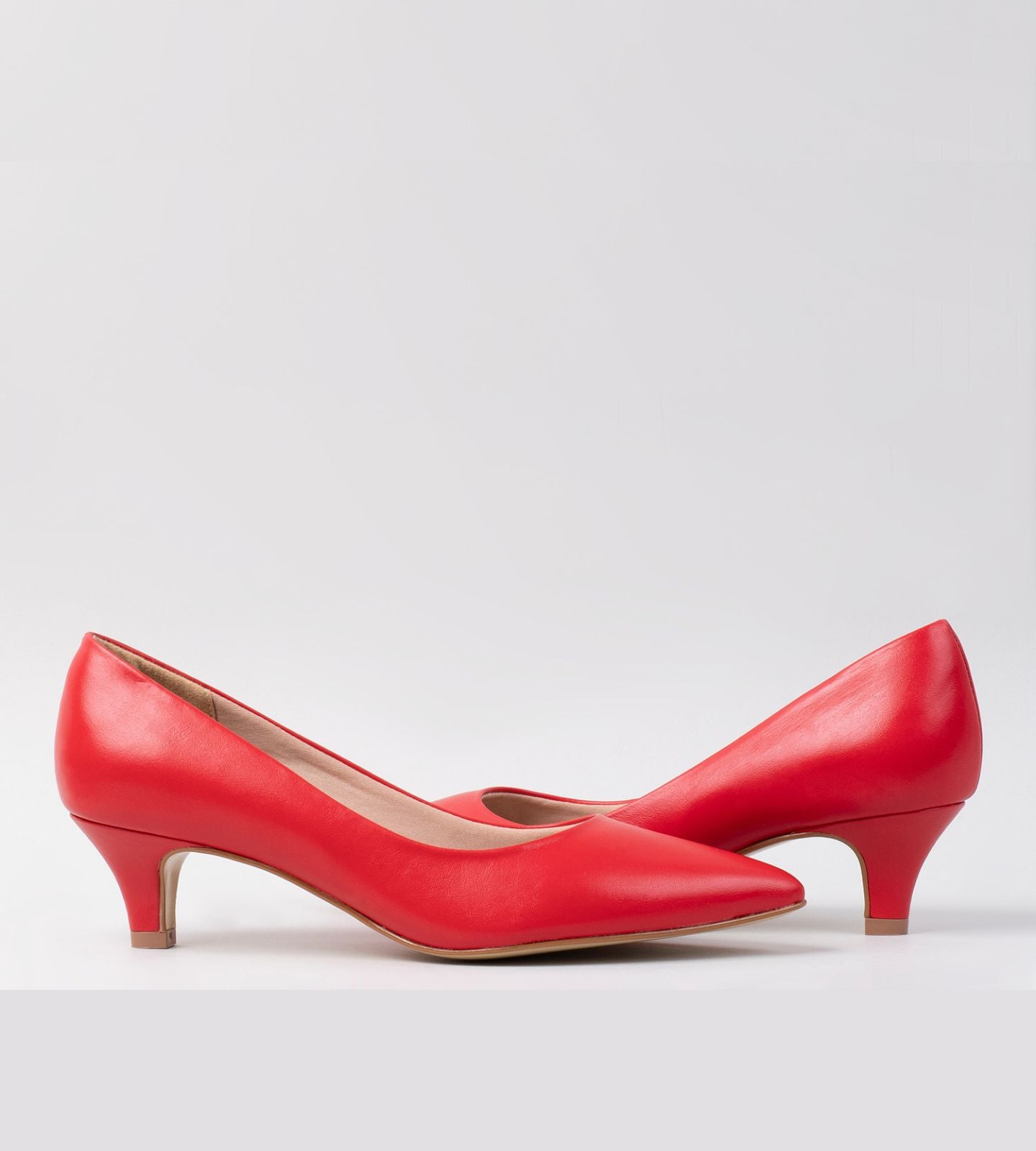 Scarpin Salto Baixo Couro Vermelho | Black Friday