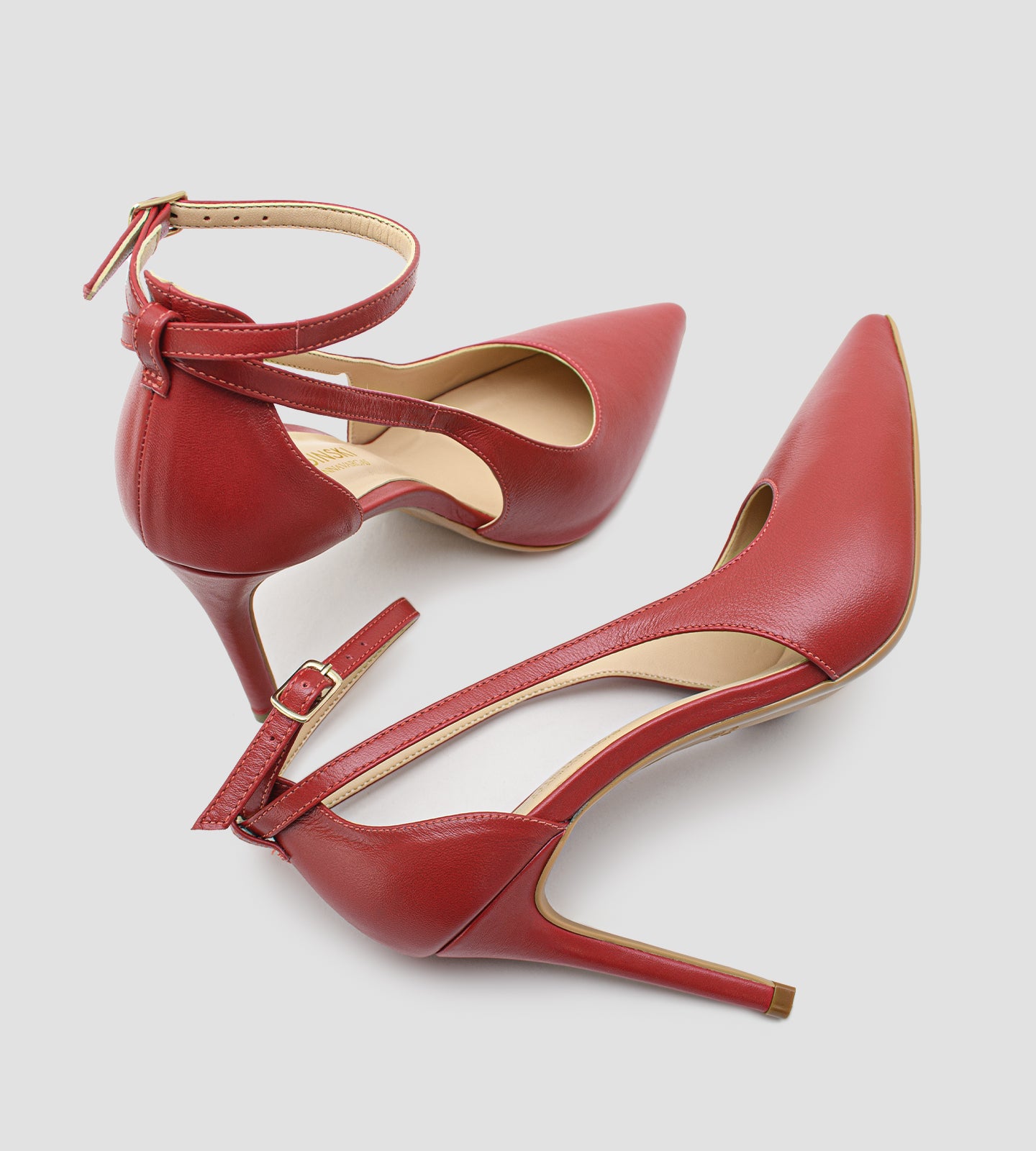 Scarpin Tira no Tornozelo Couro Vermelho