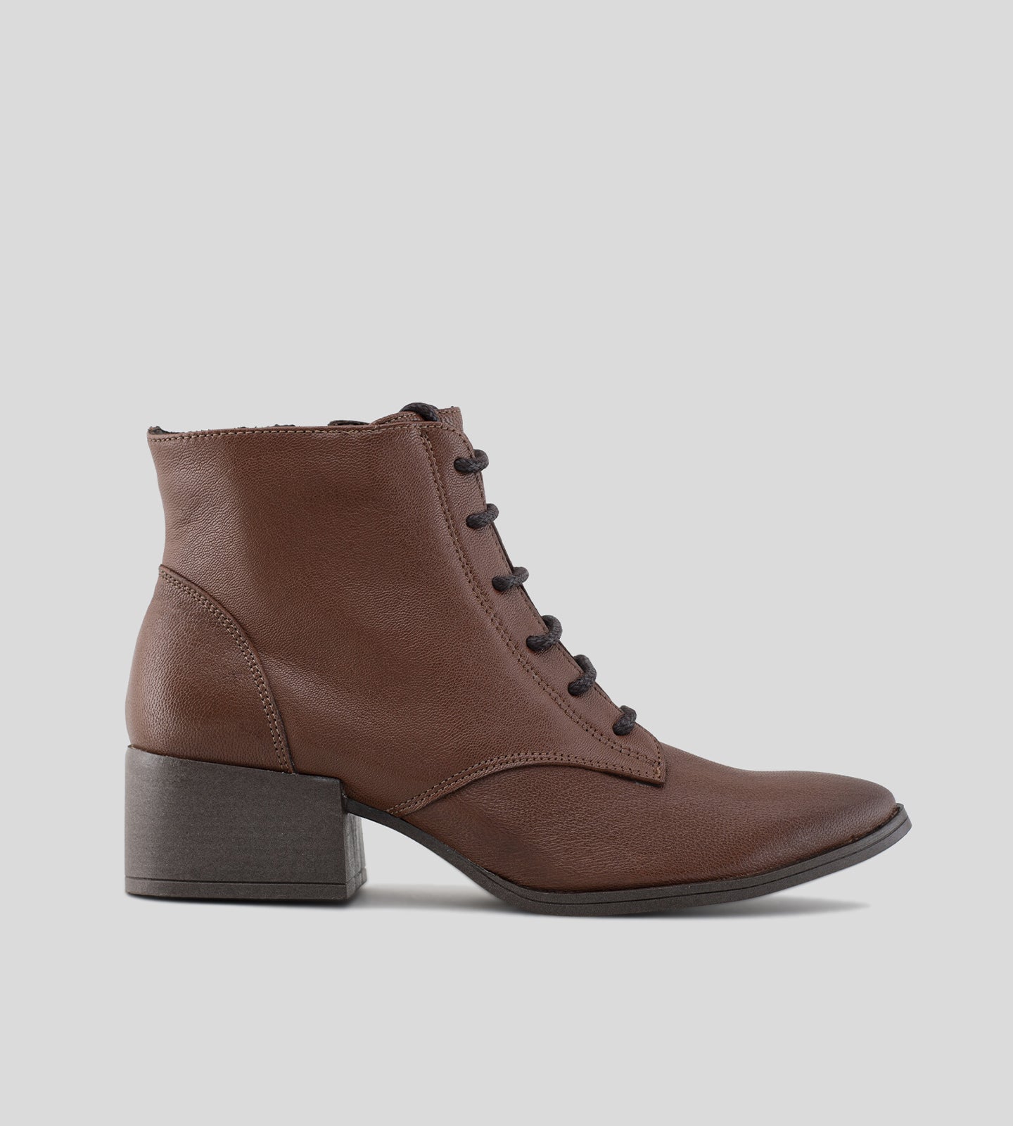 Bota Couro Marrom