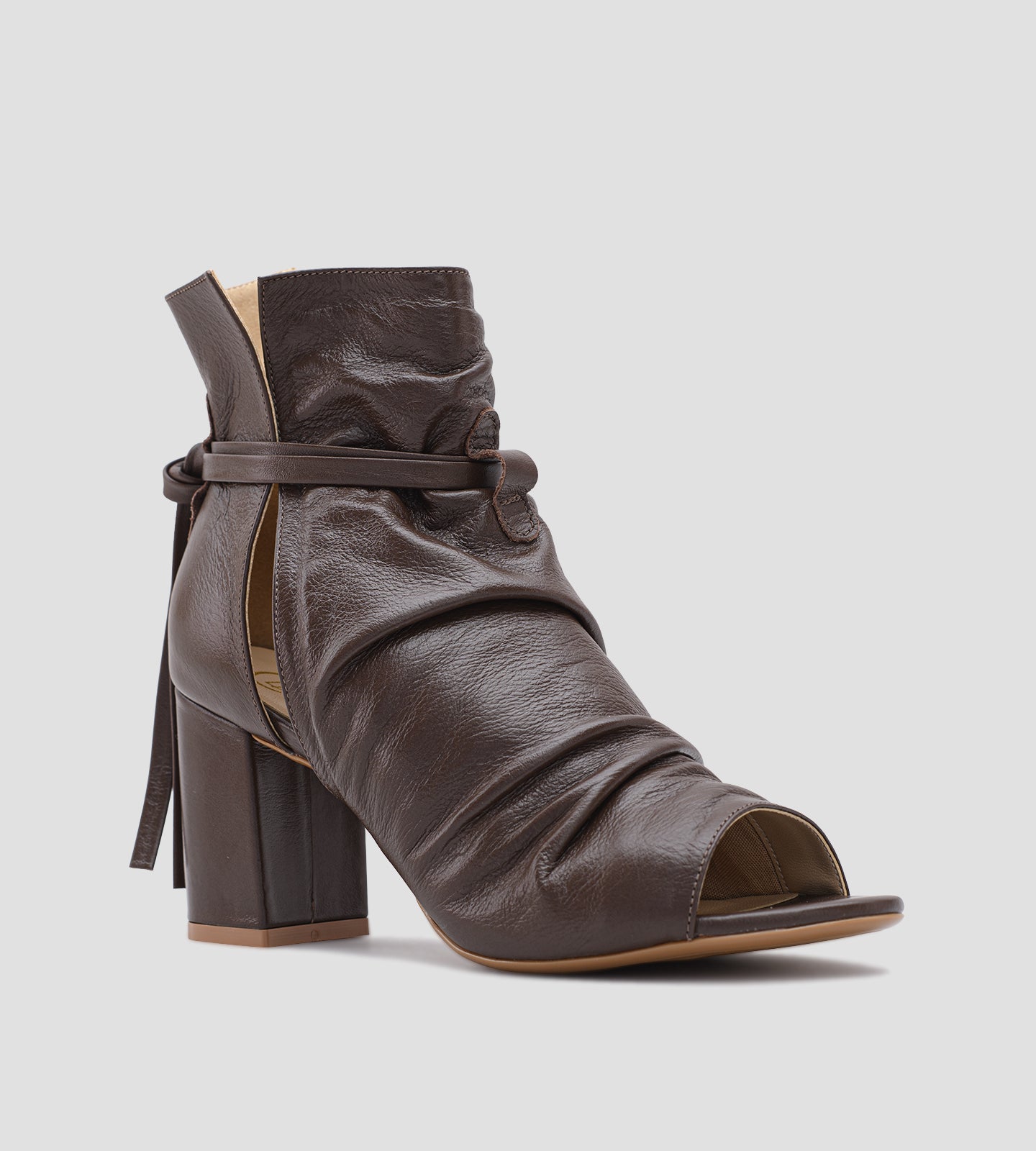 Ankle Boot CBK Salto Grosso Couro Marrom