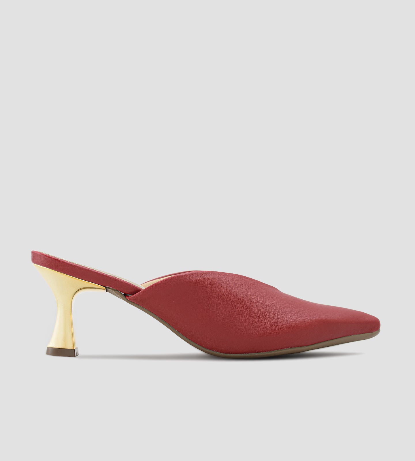 Mule Vermelho CHIBINSKI em Napa com Salto Esculpido Dourado 7cm
