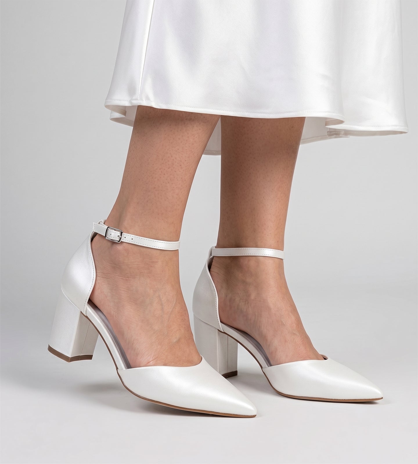 Scarpin Noiva Couro Branco Perolado
