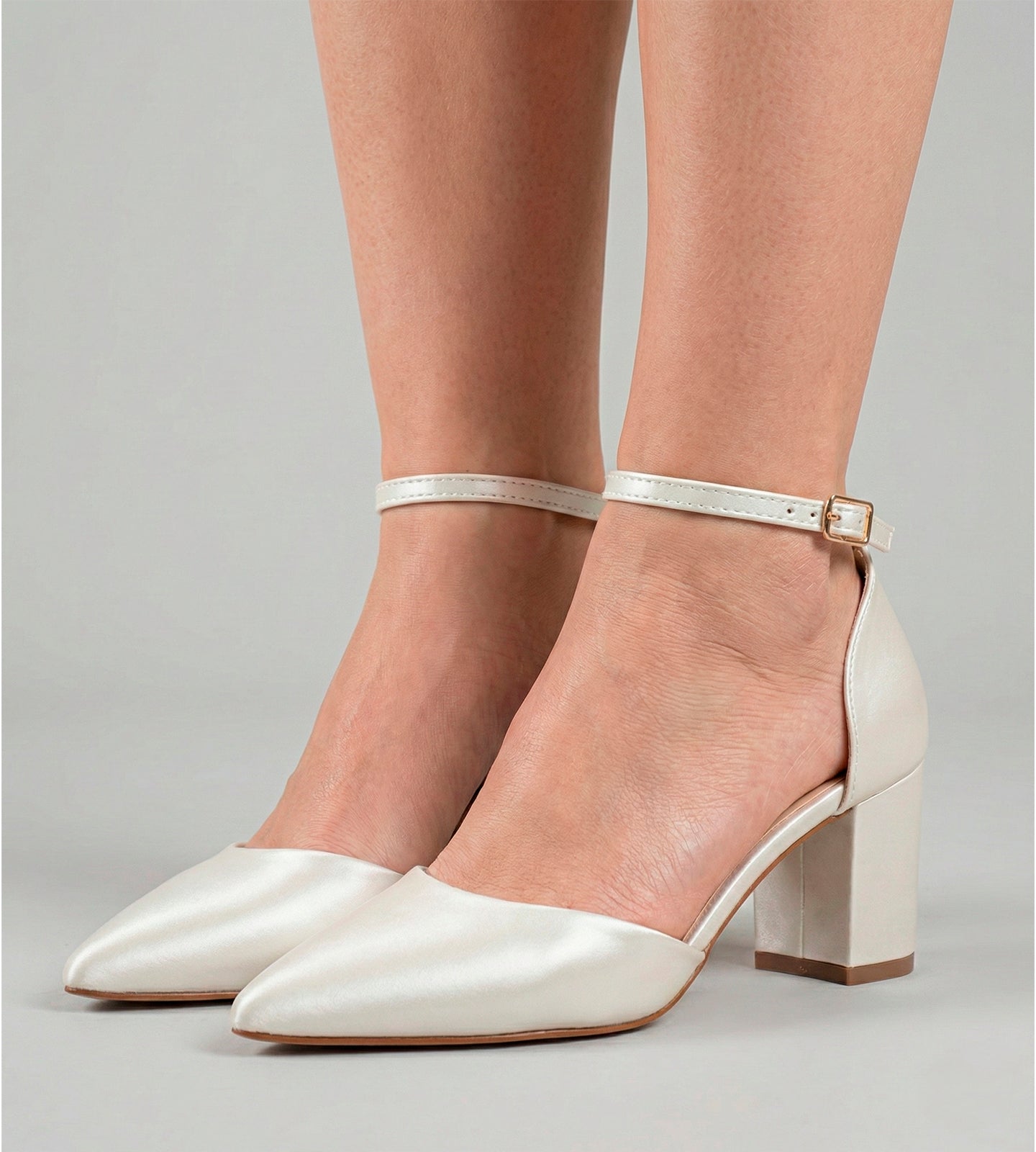 Scarpin Noiva Couro Perolado Off White
