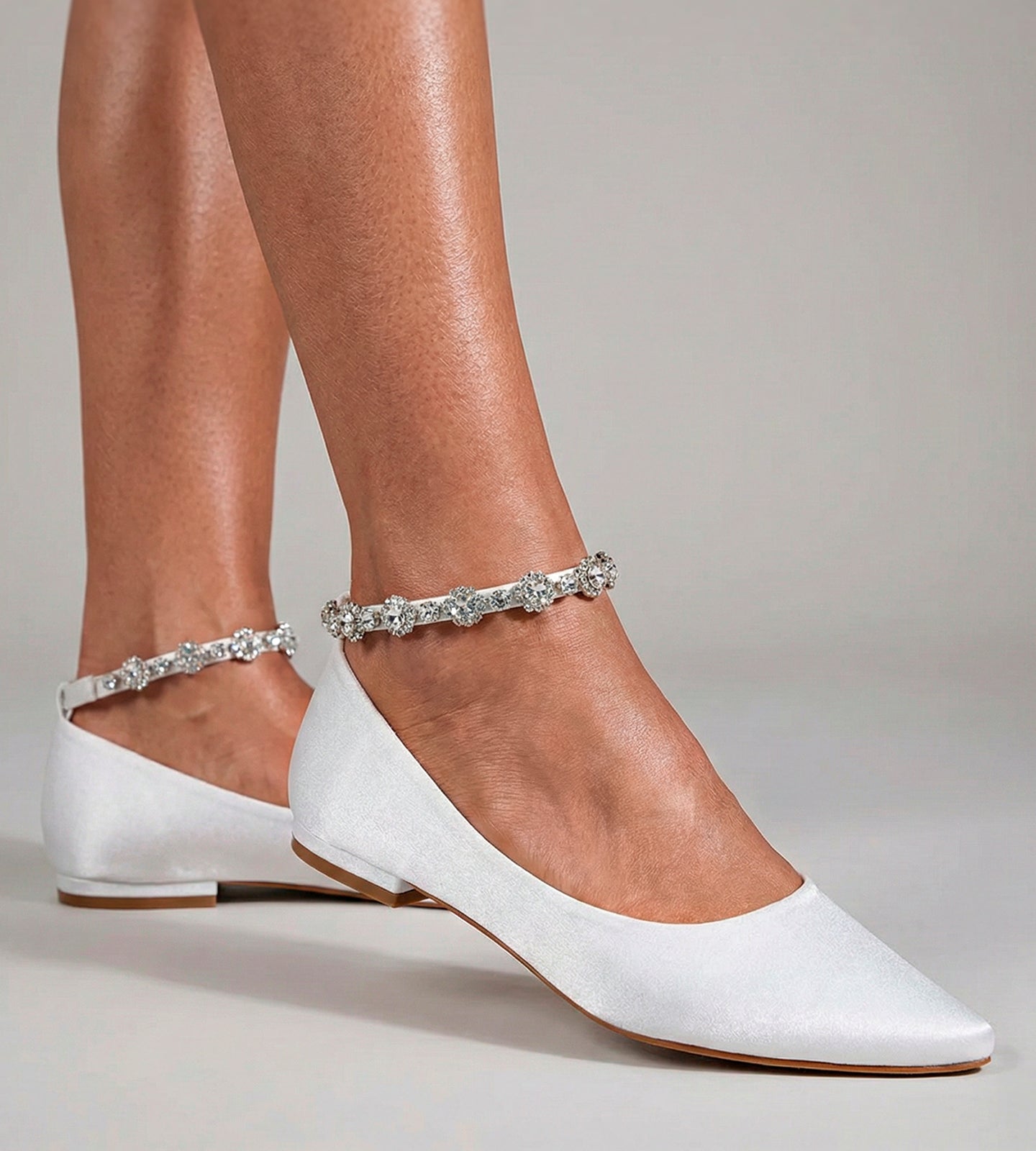 Sapatilha Noiva Com Pedrarias Velvet Branco