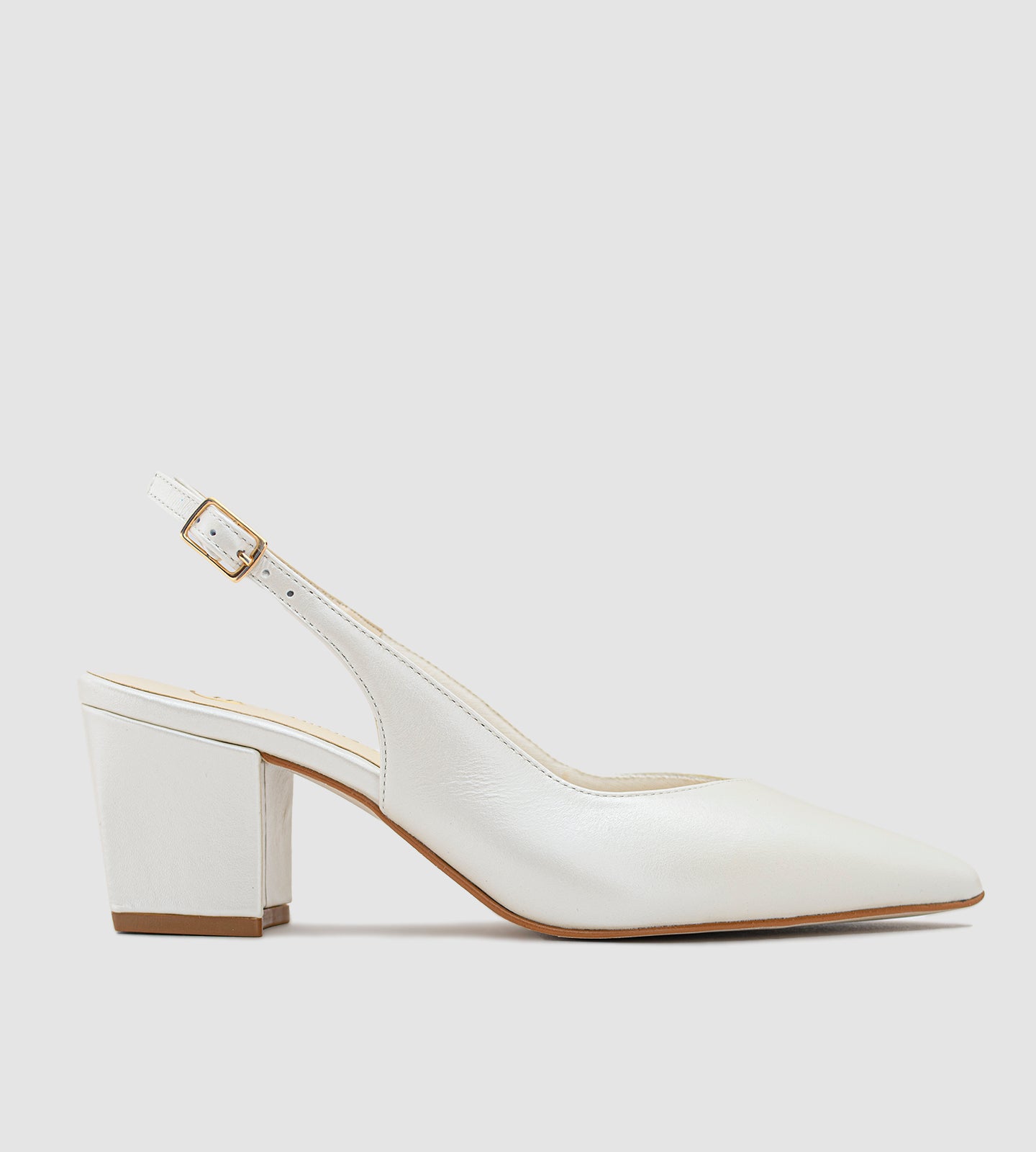 Scarpin Noiva Slingback Couro Perolado