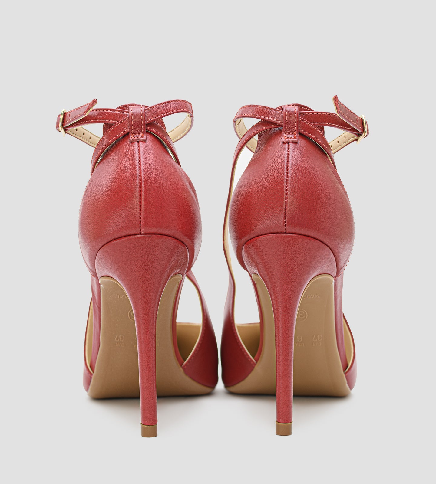 Scarpin Tira no Tornozelo Couro Vermelho